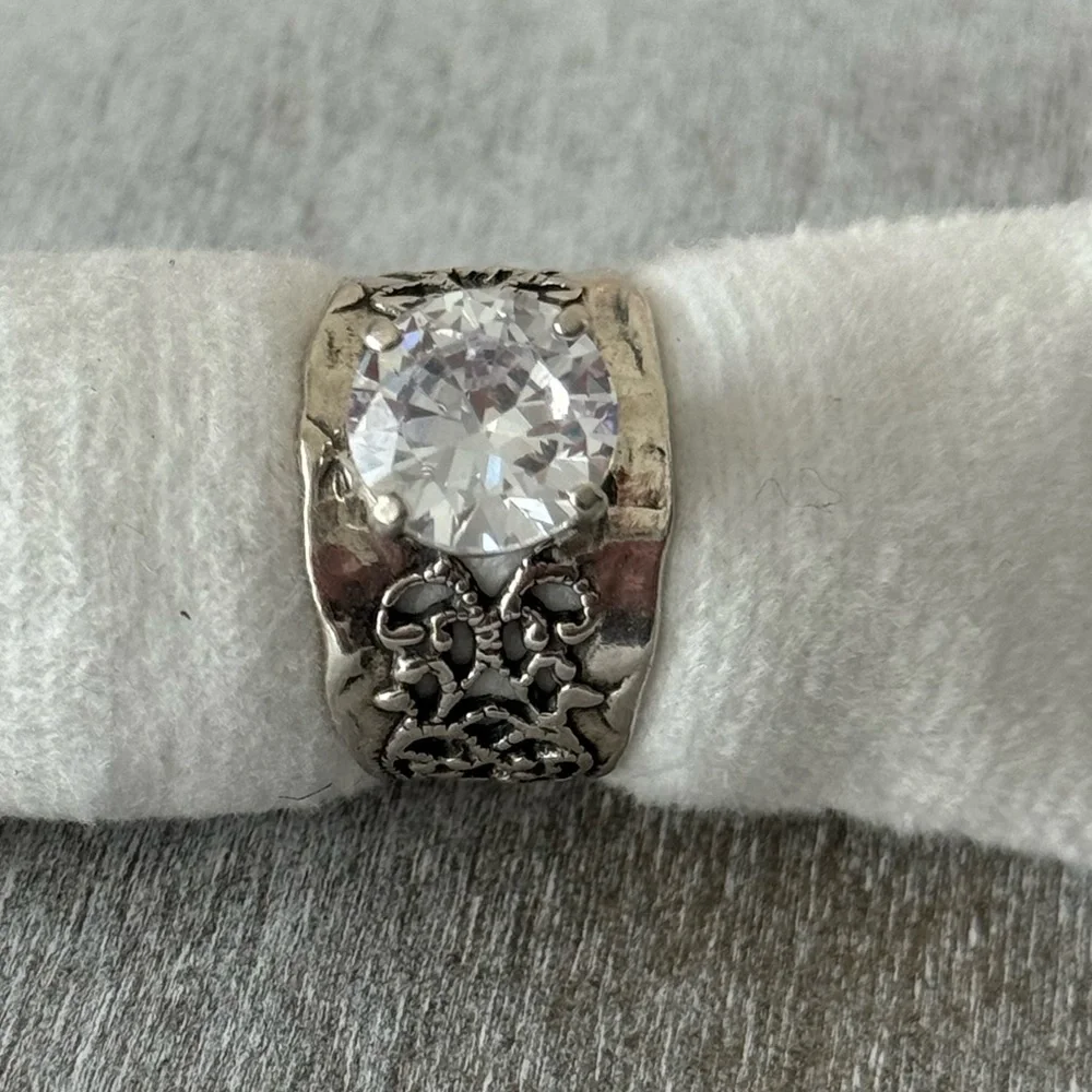 Noa Zuman Sterling Silver 925 Ring W Round Clear CZ Sz. 8